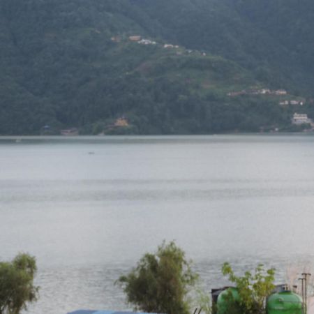 The Eagle Zone Hotel Pokhara Buitenkant foto
